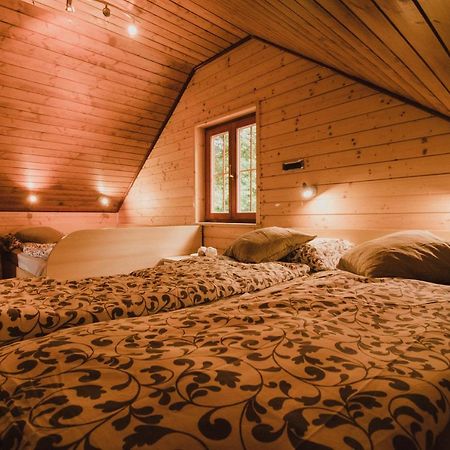 Lazec Country House Villa Pluznje ภายนอก รูปภาพ
