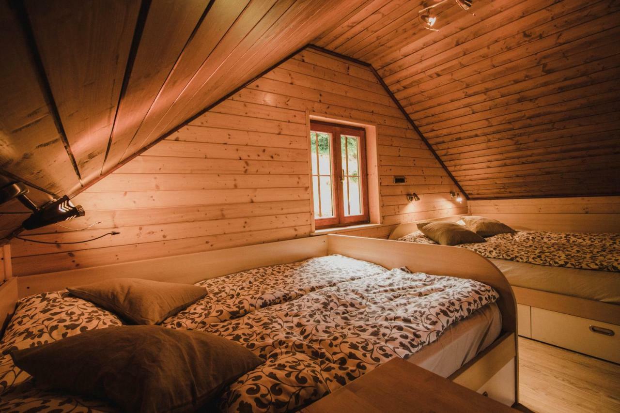Lazec Country House Villa Pluznje ภายนอก รูปภาพ