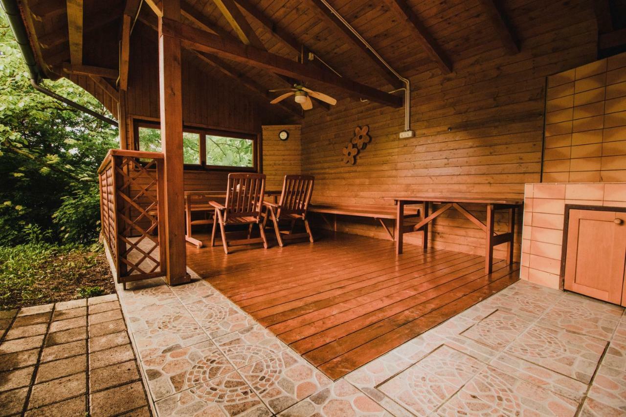 Lazec Country House Villa Pluznje ภายนอก รูปภาพ