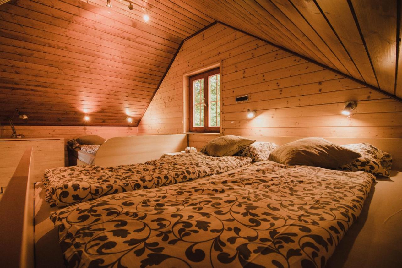 Lazec Country House Villa Pluznje ภายนอก รูปภาพ